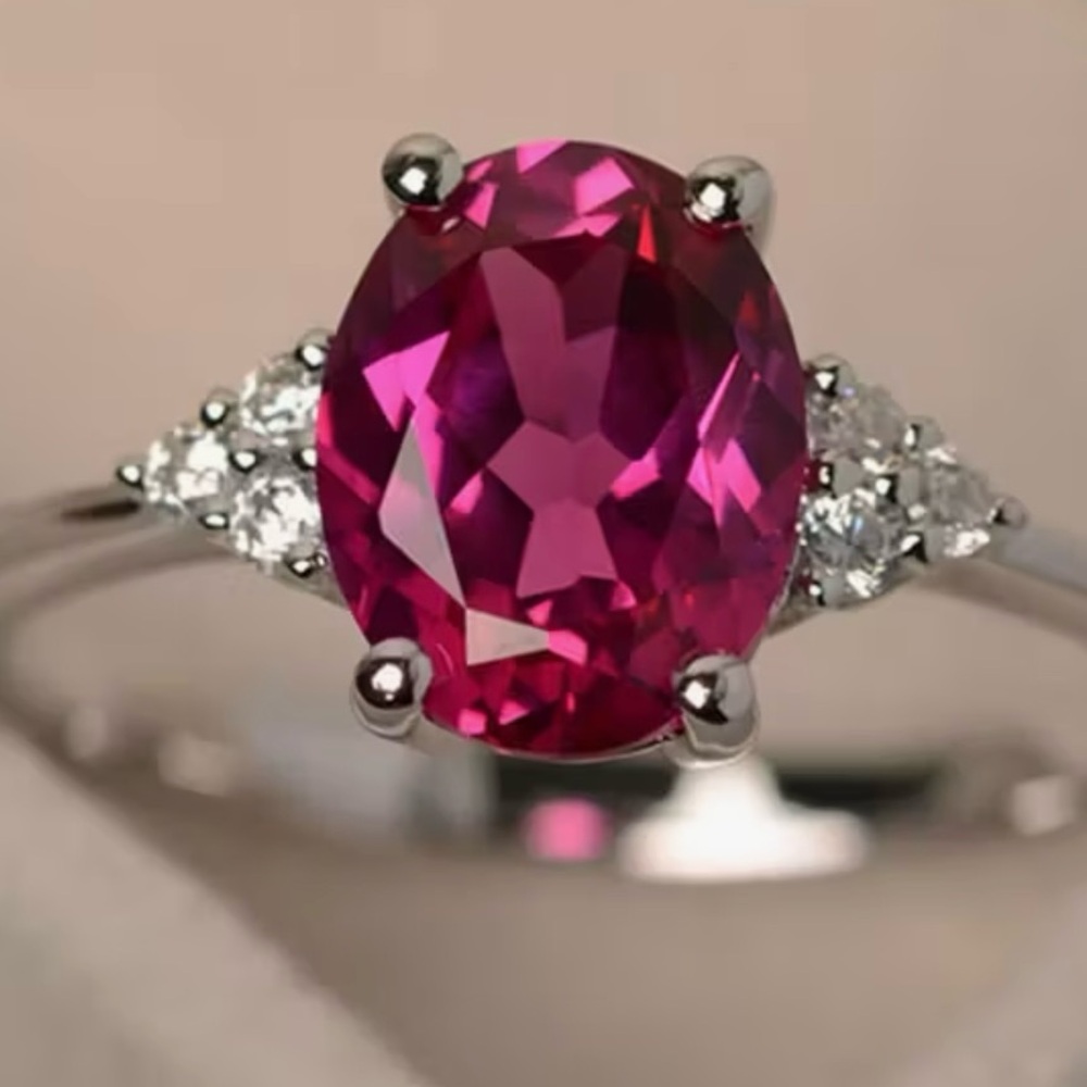 Elegant Pink Gemstone Silver Ring - Picture 3 of 5